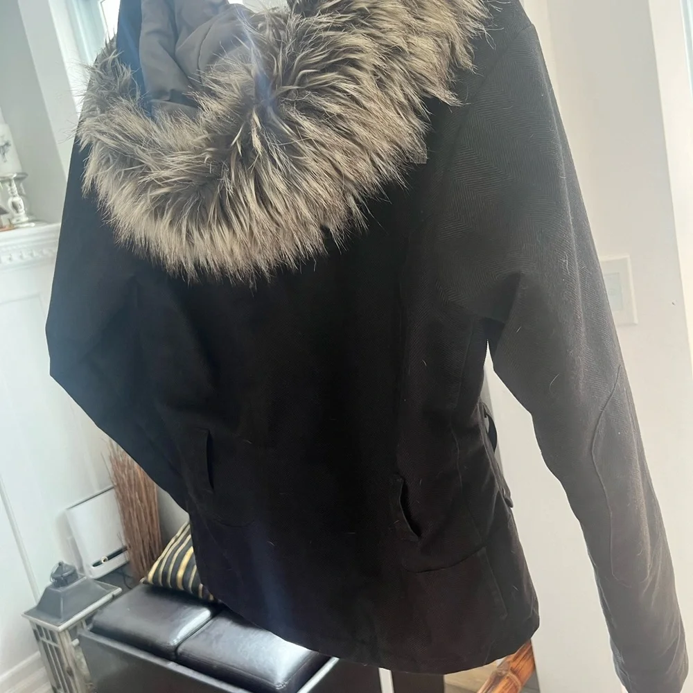 The North Face Women’s M jacket - Picture 9 of 11